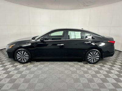 2023 Nissan Altima 2.5 SV Premium Package