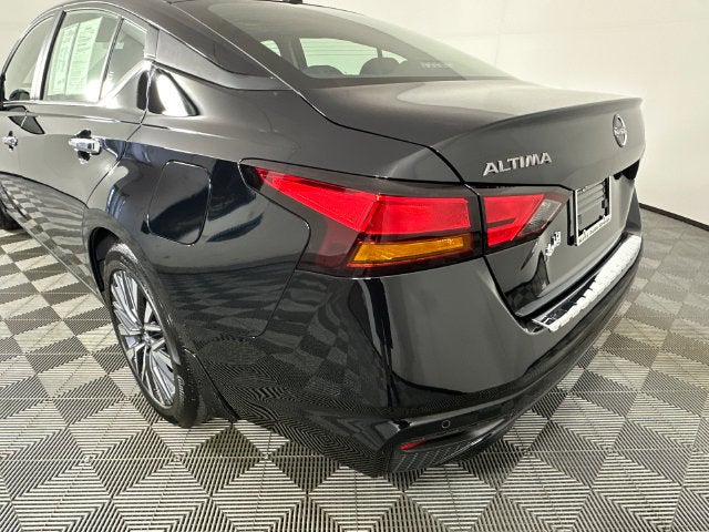 2023 Nissan Altima 2.5 SV Premium Package