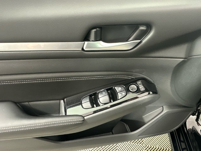 2023 Nissan Altima 2.5 SV Premium Package