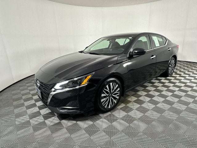 2024 Nissan Altima 2.5 SV Premium Package
