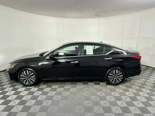 2024 Nissan Altima 2.5 SV Premium Package