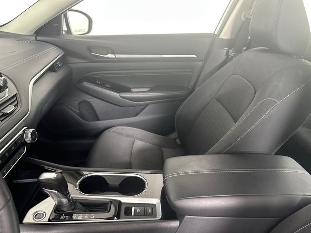 2022 Nissan Altima 2.5 SV Premium Package