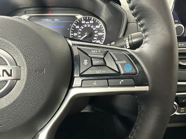 2022 Nissan Altima 2.5 SV Premium Package