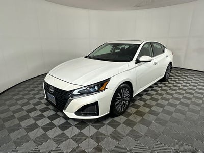 2024 Nissan Altima 2.5 SV Premium Package