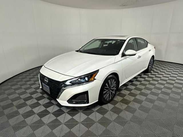 2024 Nissan Altima 2.5 SV Premium Package