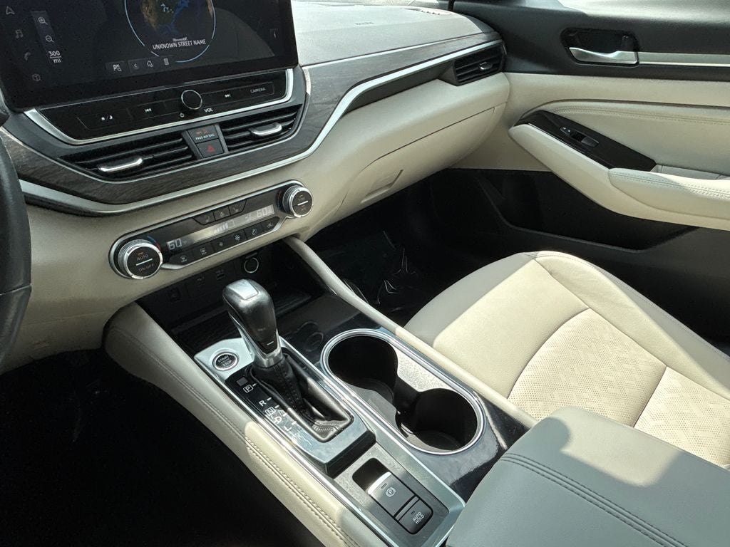2023 Nissan Altima 2.5 SL