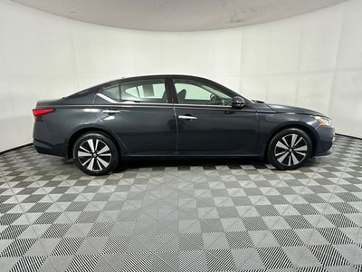 2022 Nissan Altima 2.5 SL