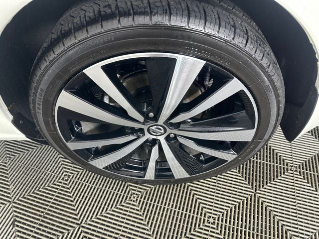 2021 Nissan Altima 2.5 Platinum