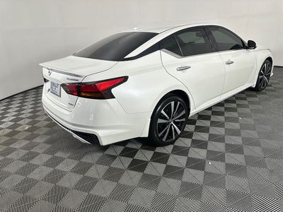 2021 Nissan Altima 2.5 Platinum
