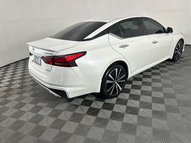 2021 Nissan Altima 2.5 Platinum