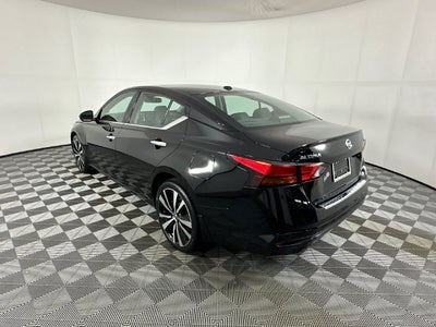 2021 Nissan Altima 2.5 Platinum