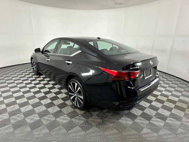 2021 Nissan Altima 2.5 Platinum