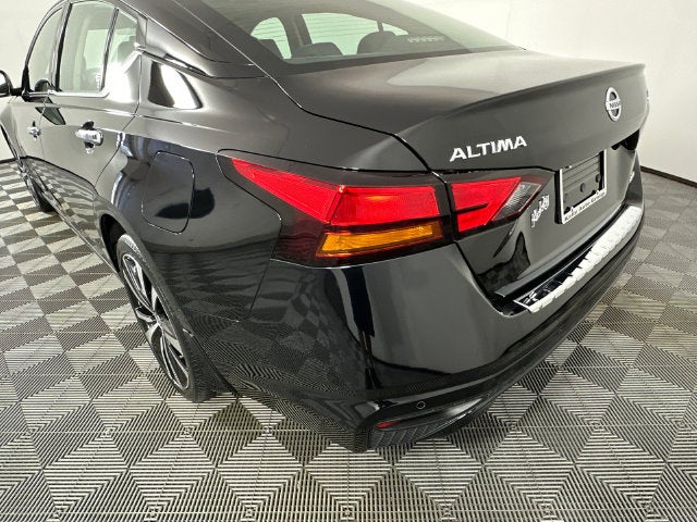 2021 Nissan Altima 2.5 Platinum