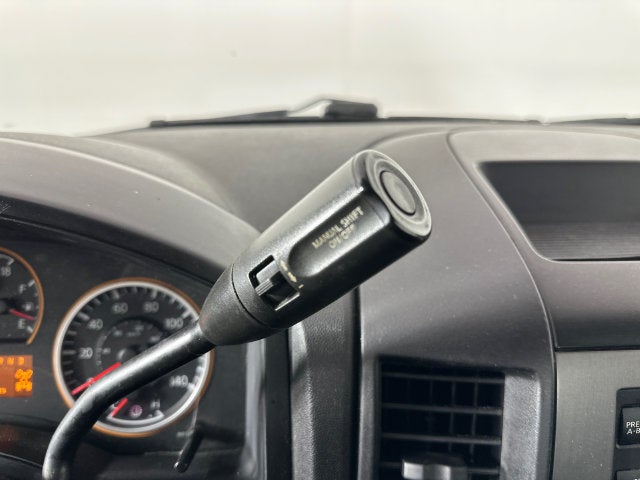 2012 Nissan Titan SV