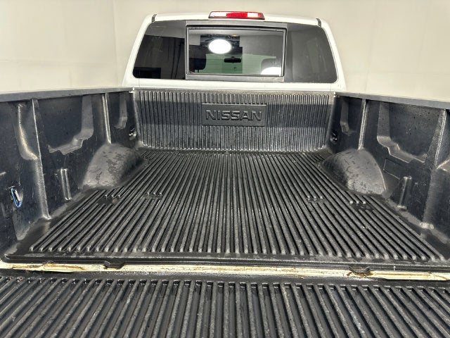 2012 Nissan Titan SV