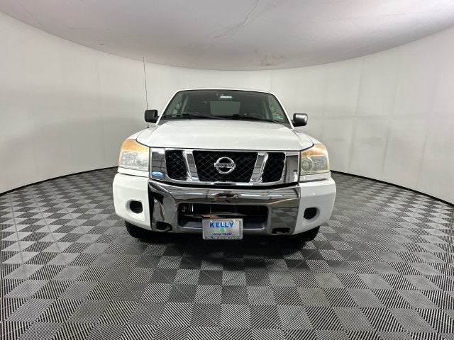2012 Nissan Titan SV