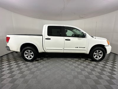 2012 Nissan Titan SV