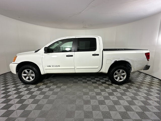 2012 Nissan Titan SV