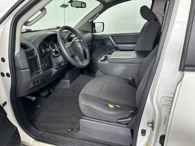 2012 Nissan Titan SV