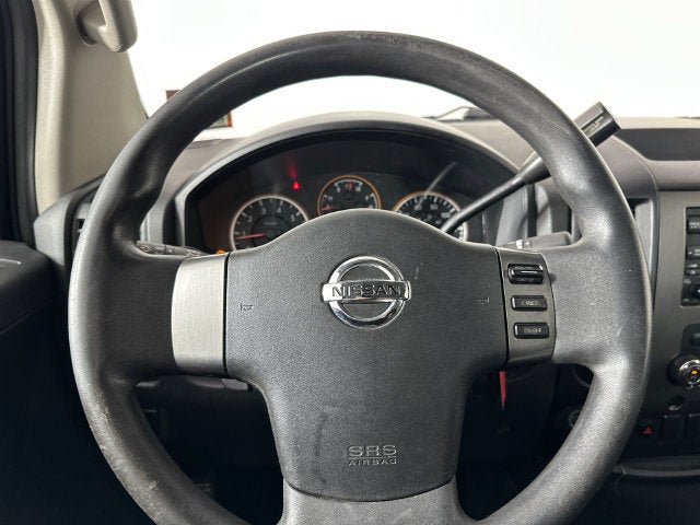 2012 Nissan Titan SV