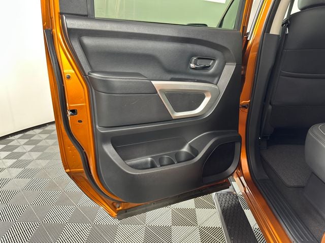 2019 Nissan Titan PRO-4X