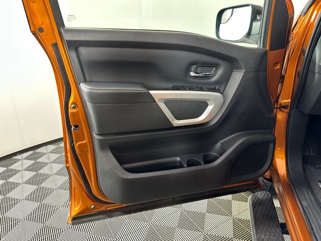 2019 Nissan Titan PRO-4X