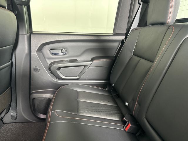 2023 Nissan Titan PRO-4X Convenience Package