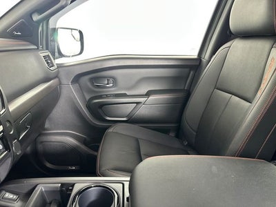 2023 Nissan Titan PRO-4X Convenience Package