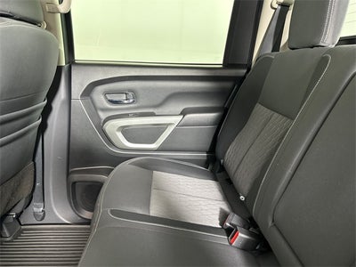 2021 Nissan Titan SV Convenience Package