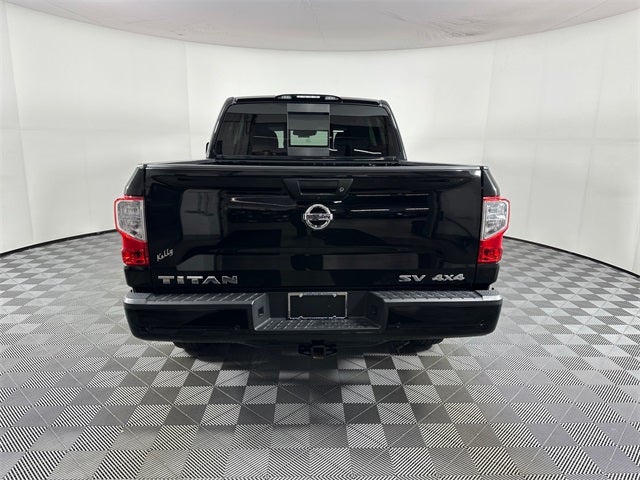 2021 Nissan Titan SV Convenience Package