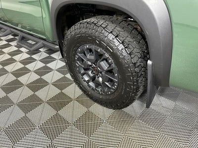 2022 Nissan Frontier PRO-4X Premium Package