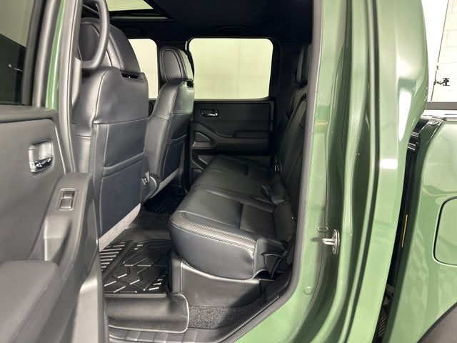2022 Nissan Frontier PRO-4X Premium Package