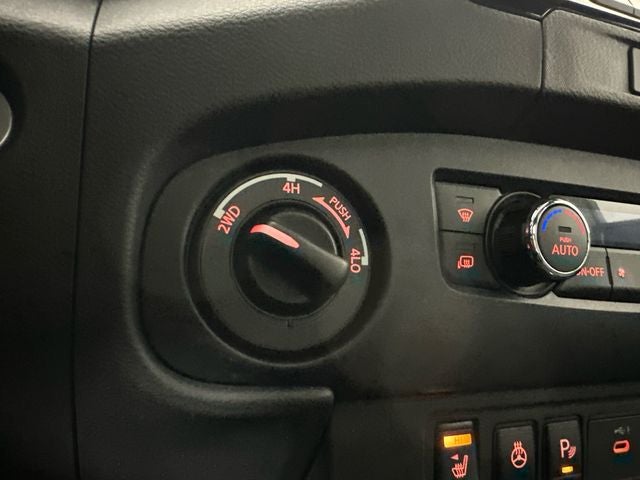 2022 Nissan Frontier PRO-4X Premium Package