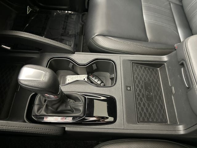 2022 Nissan Frontier PRO-4X Premium Package