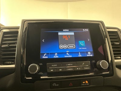 2024 Nissan Frontier SV Convenience & Technology Package