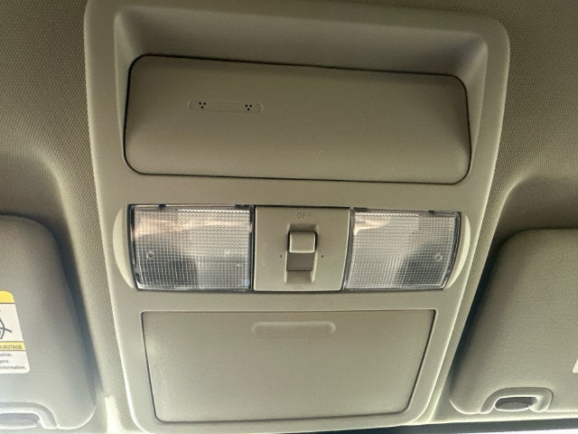 2024 Nissan Frontier SV Convenience & Technology Package