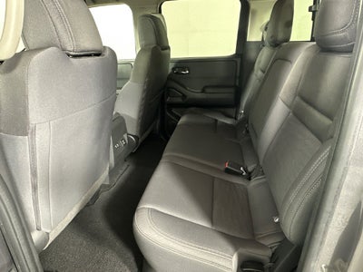 2024 Nissan Frontier SV Convenience & Technology Package