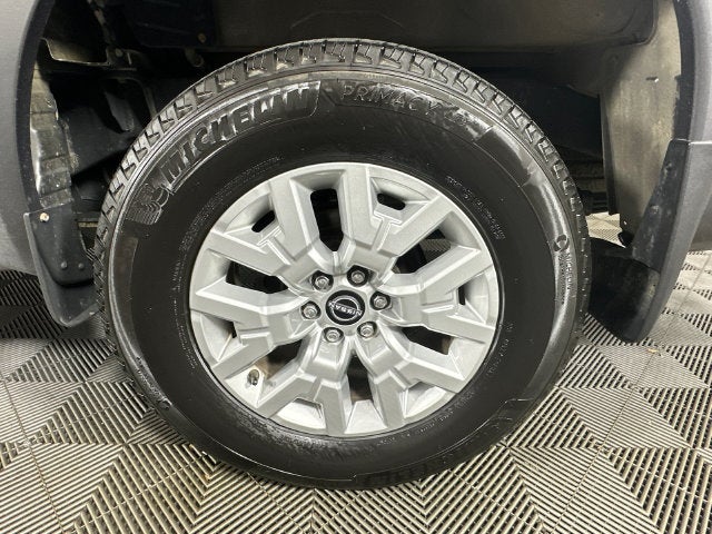 2024 Nissan Frontier SV Convenience & Technology Package