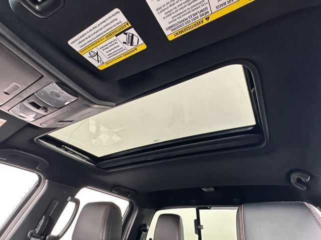 2023 Nissan Frontier PRO-4X Convenience, Premium & Technology Package