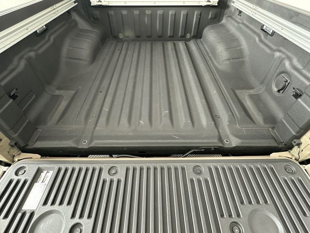 2023 Nissan Frontier PRO-4X Convenience, Premium & Technology Package