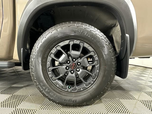 2023 Nissan Frontier PRO-4X Convenience, Premium & Technology Package
