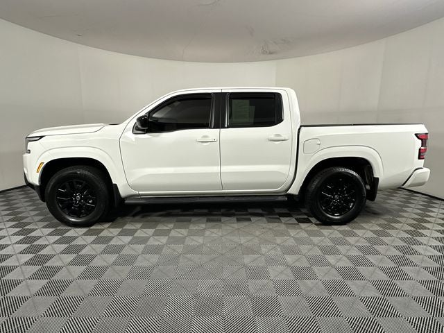2023 Nissan Frontier SV Midnight Edition & Technology Package