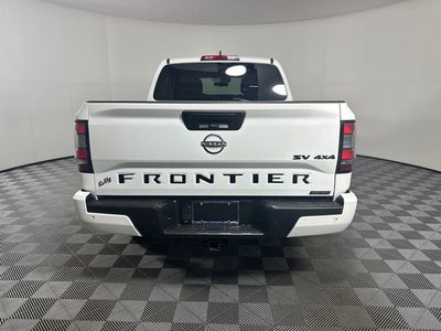 2023 Nissan Frontier SV Midnight Edition & Technology Package