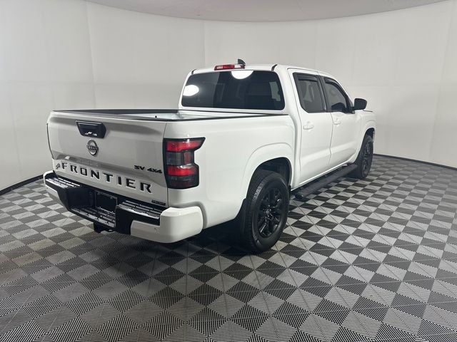 2023 Nissan Frontier SV Midnight Edition & Technology Package