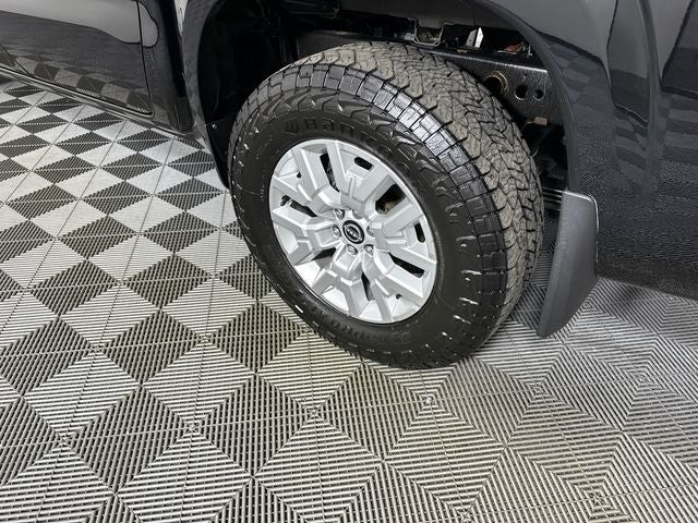 2022 Nissan Frontier SV Technology Package