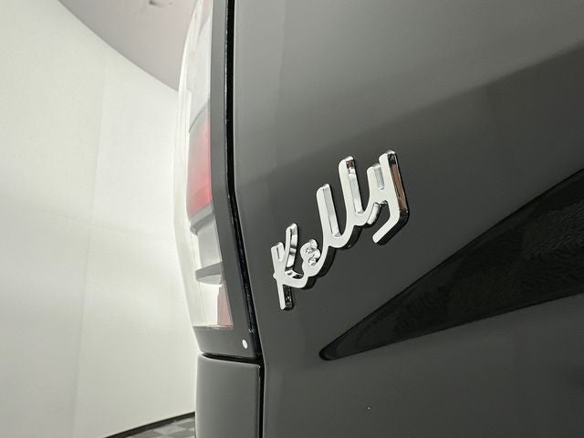 2022 Nissan Frontier SV Technology Package