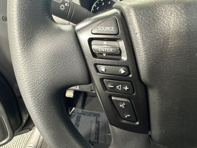 2023 Nissan Frontier SV Midnight Edition & Technology Package