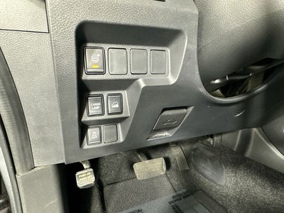 2023 Nissan Frontier SV Midnight Edition & Technology Package