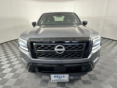 2023 Nissan Frontier SV Midnight Edition & Technology Package