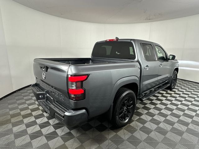 2023 Nissan Frontier SV Midnight Edition & Technology Package